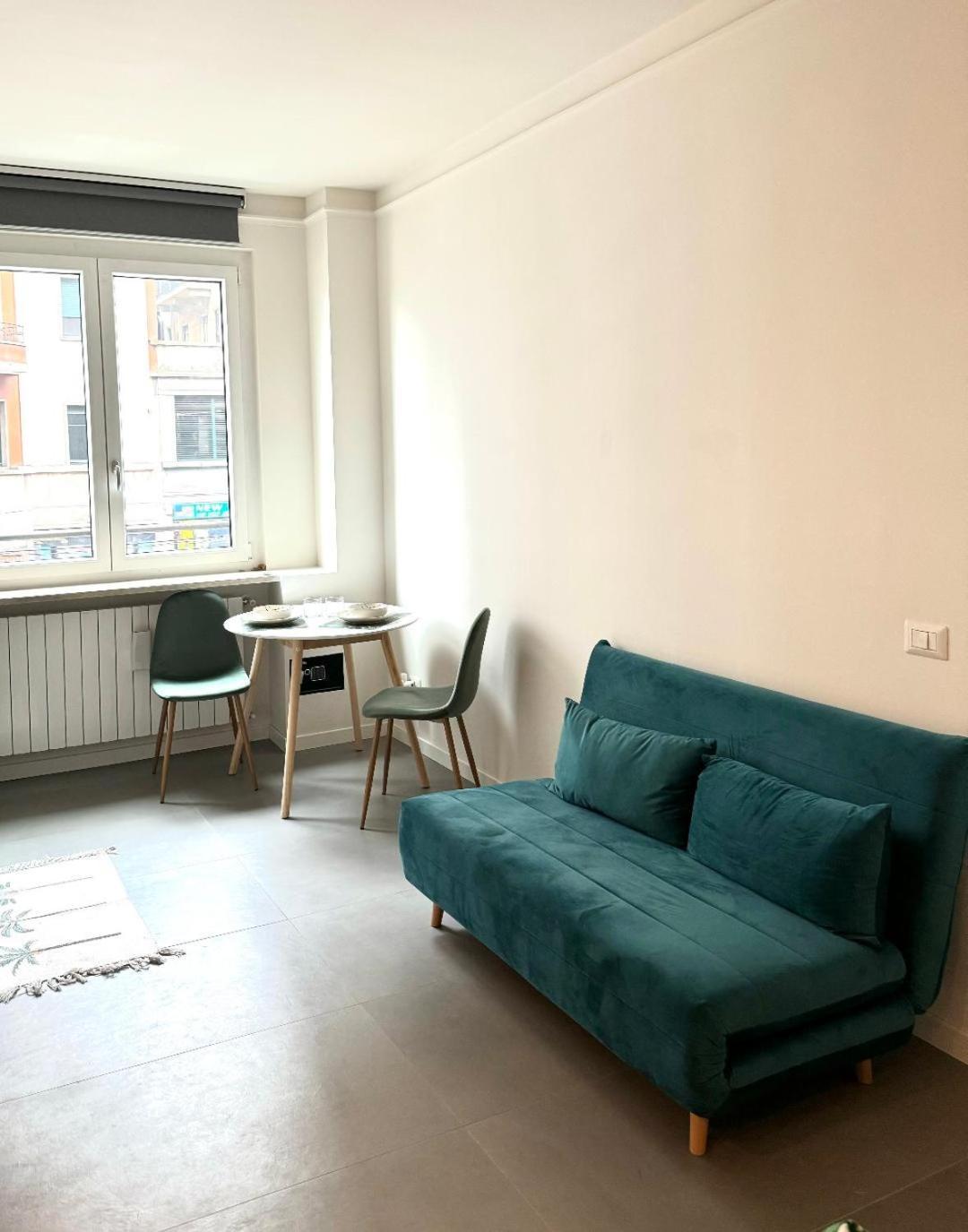 מילאנו Rainbow Studio Flat- Monolocale Luminoso מראה חיצוני תמונה