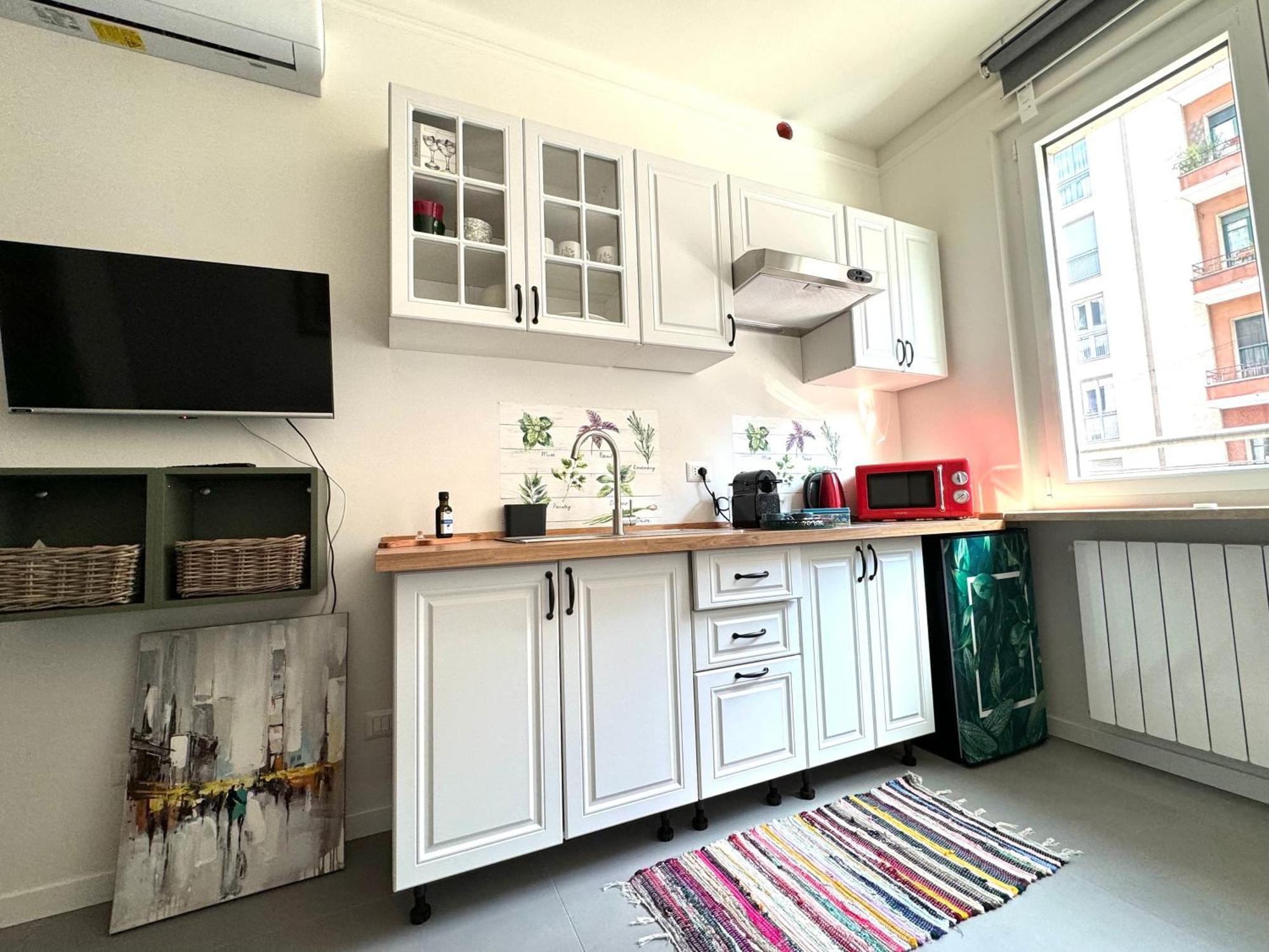 מילאנו Rainbow Studio Flat- Monolocale Luminoso מראה חיצוני תמונה